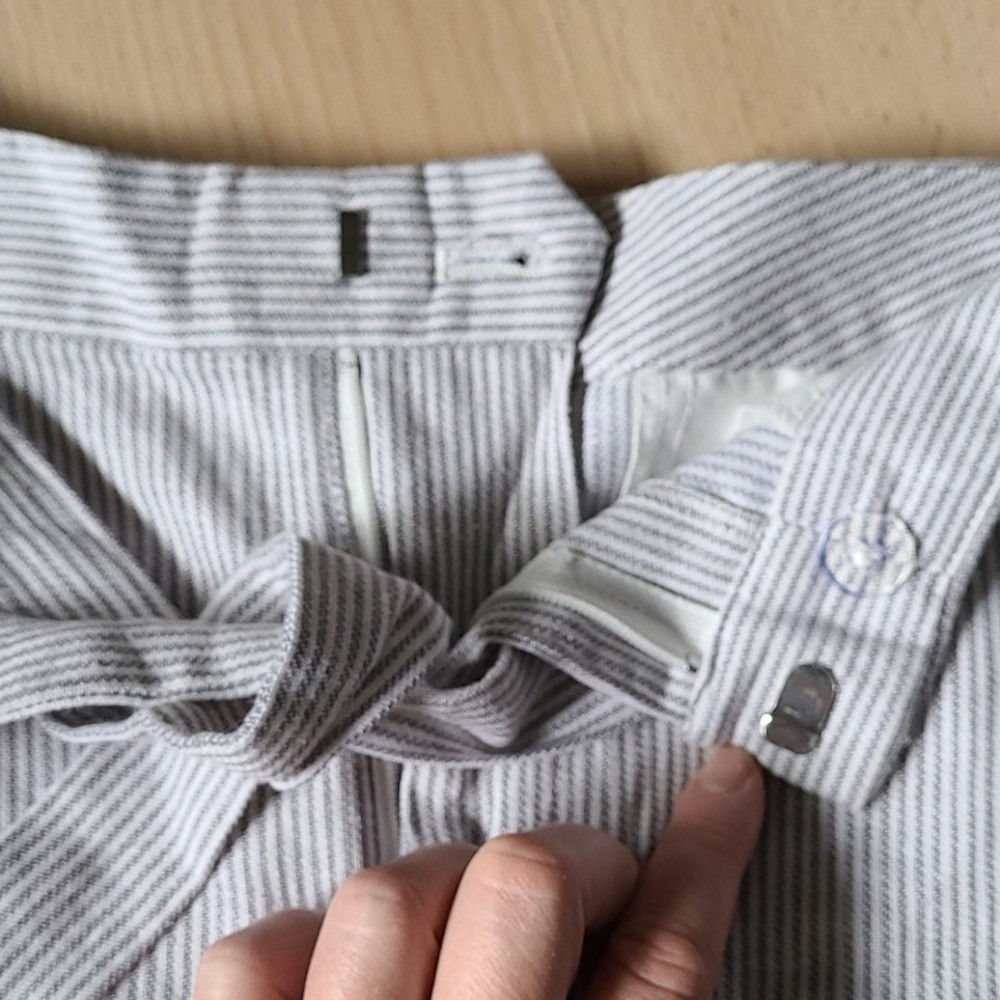 Linen/cotton shorts - Picture 2 of 4